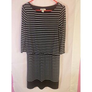 White House Black Market Black & White Stripe long sleeve dress Size Small